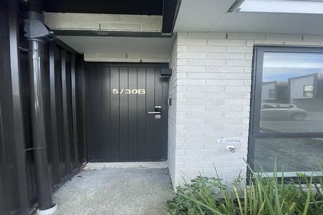 Photo of property in 5/30b Westgate Drive, Massey, Auckland, 0614