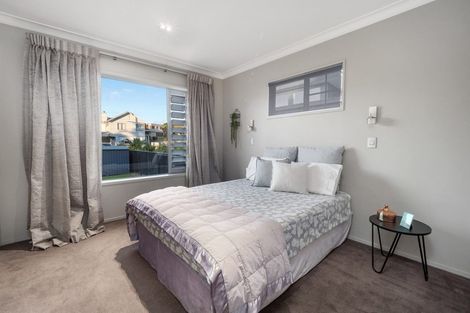 Photo of property in 194 Oceanbeach Road, Mount Maunganui, 3116