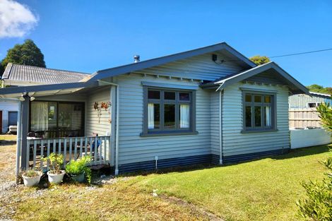 Photo of property in 678 Seven Mile Road, Runanga, 7803