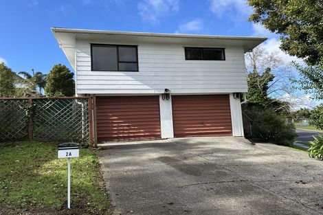 Photo of property in 1/2 Hueglow Rise, West Harbour, Auckland, 0618