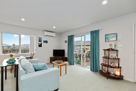 Photo of property in 11 Kamahi Crescent, Papamoa Beach, Papamoa, 3118