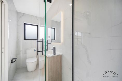 Photo of property in 24c Grande Vue Road, Papatoetoe, Auckland, 2025