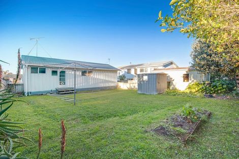 Photo of property in 11 Kawau View Road, Snells Beach, 0920