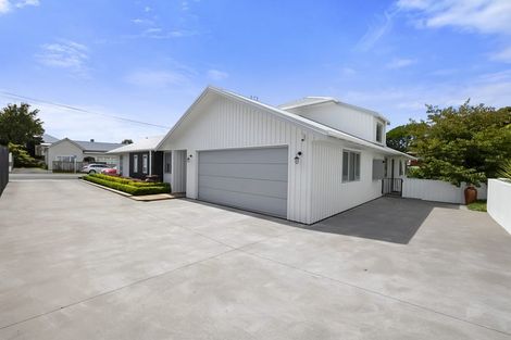 Photo of property in 62 Pendarves Street, New Plymouth, 4310