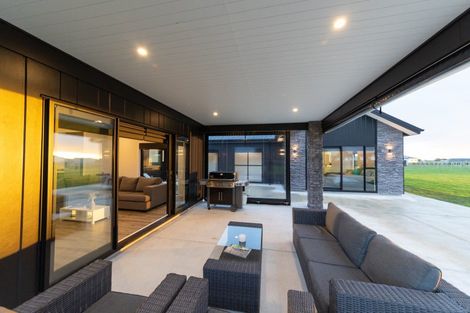 Photo of property in 5 Alayna Court, Colyton, Feilding, 4775