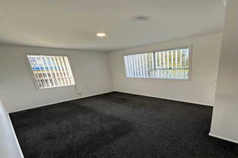 Photo of property in 34 Tabitha Crescent, Henderson, Auckland, 0612