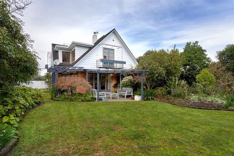 Photo of property in 609 Roberts Street, Hastings, 4122