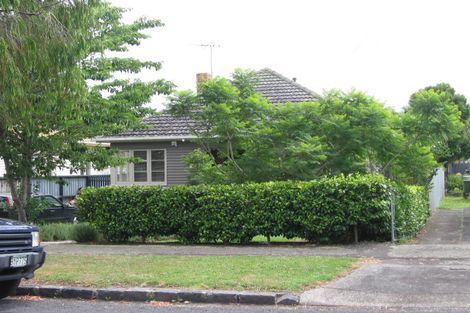 Photo of property in 35 Lambeth Road, Mount Eden, Auckland, 1041