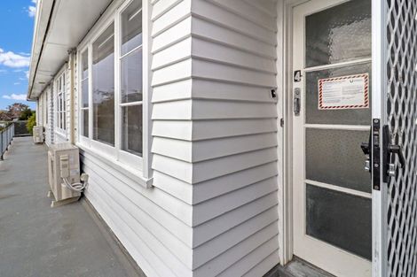 Photo of property in 2 Argyle Grove, Trentham, Upper Hutt, 5018