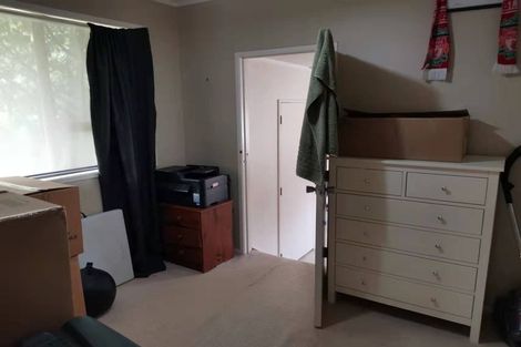 Photo of property in 49 Lavery Place, Sunnynook, Auckland, 0632