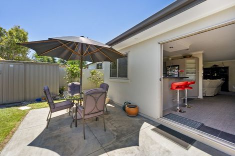 Photo of property in 19a Hammond Road, Taradale, Napier, 4112