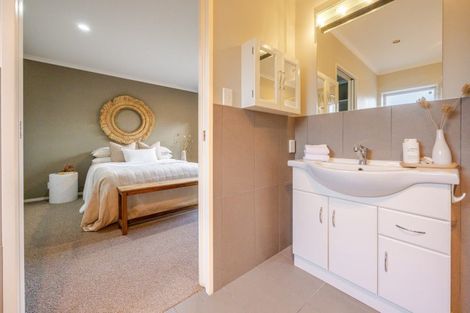 Photo of property in 7a Avondale Road, Taradale, Napier, 4112