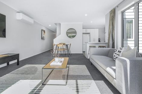 Photo of property in 1/1 Hibiscus Avenue, Hamilton Lake, Hamilton, 3204