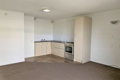 Photo of property in 3h Mountain Road, Mount Wellington, Auckland, 1060