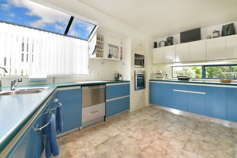 Photo of property in 59 Pacific Parade, Army Bay, Whangaparaoa, 0930