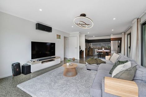 Photo of property in 6 Urumaraki Avenue, Helensville, 0800