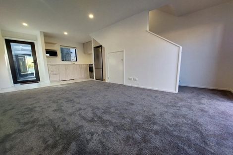 Photo of property in 4/10 Fathom Place, Te Atatu Peninsula, Auckland, 0610