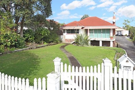 Photo of property in 14 Daytona Road, Henderson, Auckland, 0610