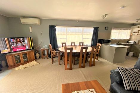 Photo of property in 58b East Street, Papakura, 2110