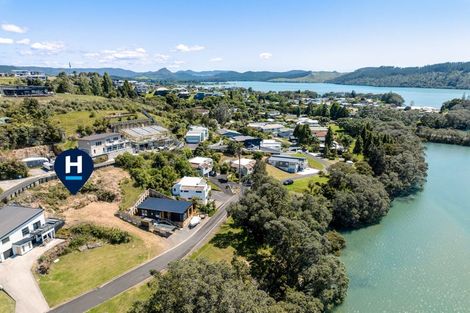 Photo of property in 6/135 Waireka Place, Whangamata, 3620