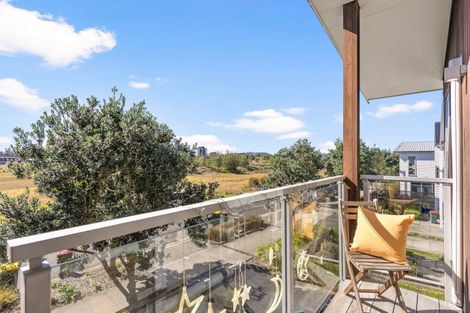Photo of property in 91 Glidepath Road, Hobsonville, Auckland, 0616