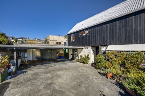 Photo of property in 34 Roslyn Road, Bluff Hill, Napier, 4110