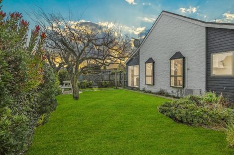 Photo of property in 2/3 Wanstead Place, Woolston, Christchurch, 8062