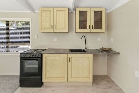 Photo of property in 19a Leaming Place, Clarks Beach, 2122