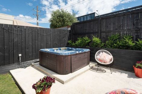 Photo of property in 433a Maunganui Road, Mount Maunganui, 3116