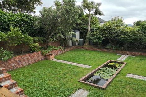 Photo of property in 8a Central Terrace, Kelburn, Wellington, 6012