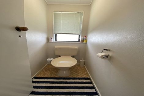 Photo of property in 2/23 Mataura Place, Clover Park, Auckland, 2019