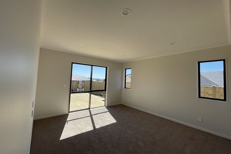 Photo of property in 52 Peacock Place, Pokeno, 2402