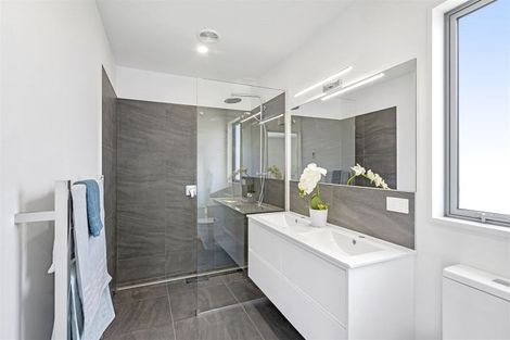 Photo of property in 16 Dynes Road, Rolleston, 7615