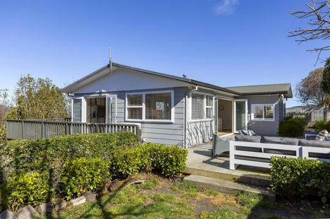 Photo of property in 73 Kurupae Road, Hilltop, Taupo, 3330