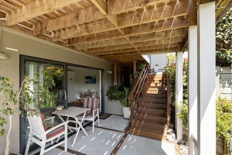 Photo of property in 46 Links View Drive, Omokoroa, 3114