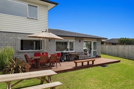 Photo of property in 12 Motutere Place, Ohope, 3121