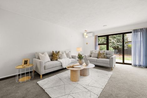 Photo of property in 2/7 Ringwood Place, Avonhead, Christchurch, 8042