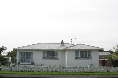 Photo of property in 56 Mould Street, Waitara, 4320
