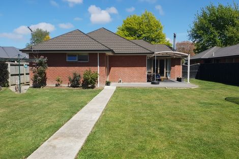 Photo of property in 27 Bridge Street, Southbridge, 7602