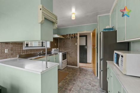 Photo of property in 59 Chapman Crescent, Naenae, Lower Hutt, 5011