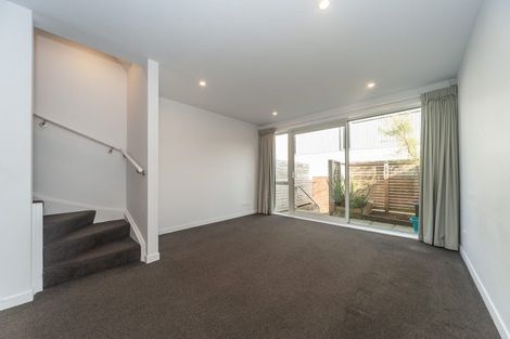 Photo of property in 2/24 Princess Terrace, Newtown, Wellington, 6021
