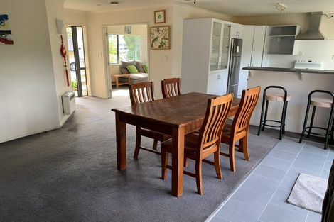 Photo of property in 27 Sample Road, Albany, Auckland, 0632