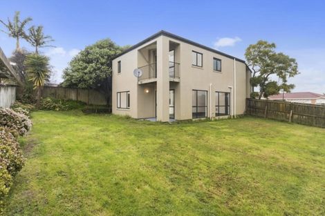 Photo of property in 13 Hercules Drive, Henderson, Auckland, 0612