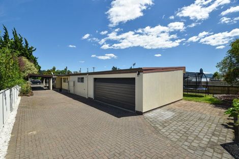 Photo of property in 28 Iles Road, Lynmore, Rotorua, 3010