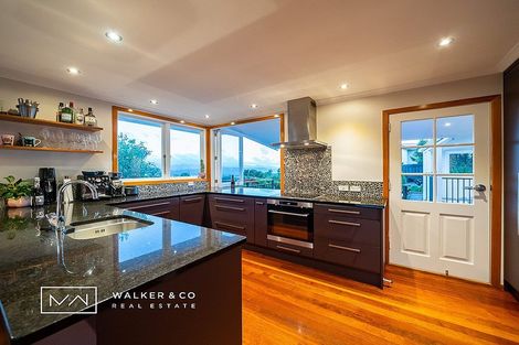 Photo of property in 63 Oakleigh Street, Maungaraki, Lower Hutt, 5010