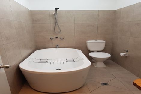 Photo of property in St Lukes Courts, 170 Peterborough Street, Christchurch Central, Christchurch, 8013