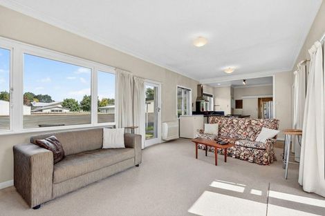 Photo of property in 19 Main Street, Greytown, 5712