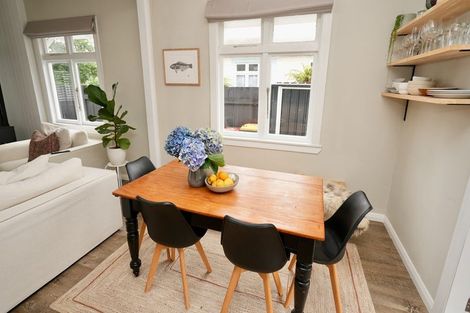 Photo of property in 37 Miro Street, Takaro, Palmerston North, 4410