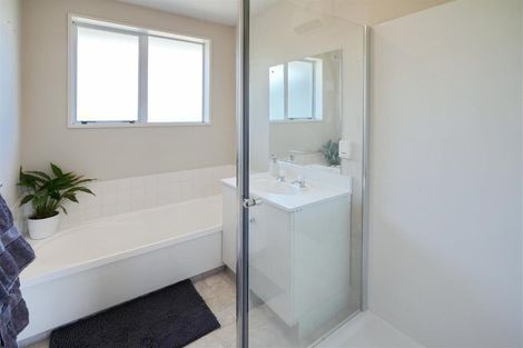 Photo of property in 46b Daniels Road, Redwood, Christchurch, 8051