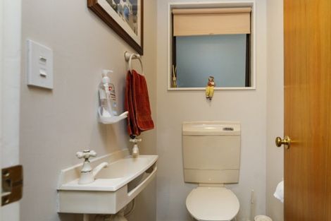 Photo of property in 25 Follett Street, Marton, 4710